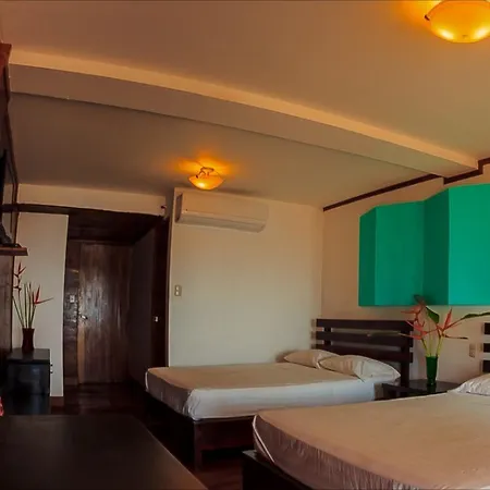 Hotel Bahia Guapinol